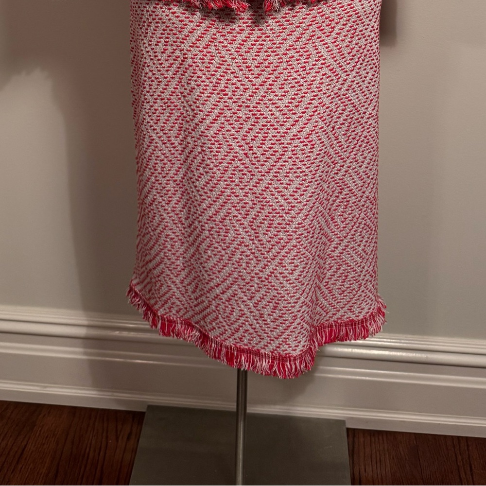 St. John Boutique Elegant Red and White Boucle Skirt